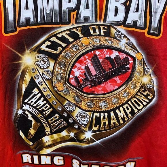 Gildan Men's Graphic Print Tampa Bay Ring Season T-Shirt Red Size Large - Picture 6 of 8